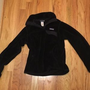 Women’s Black Patagonia Pullover